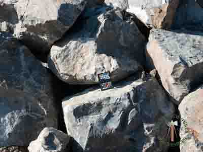 Findlinge - Basalt Felsen 40-160 - Fin-15700-01_02T - Steinbruch Huber