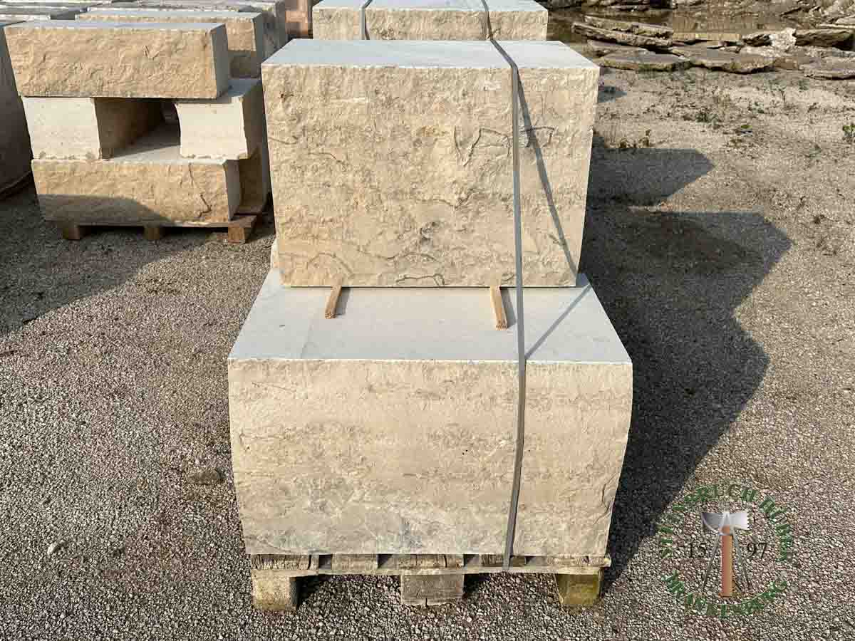 Sitzblöcke - BayJura Sitzblock gespalten gesägt 50 - Sbl-12002-02_01 - Steinbruch Huber