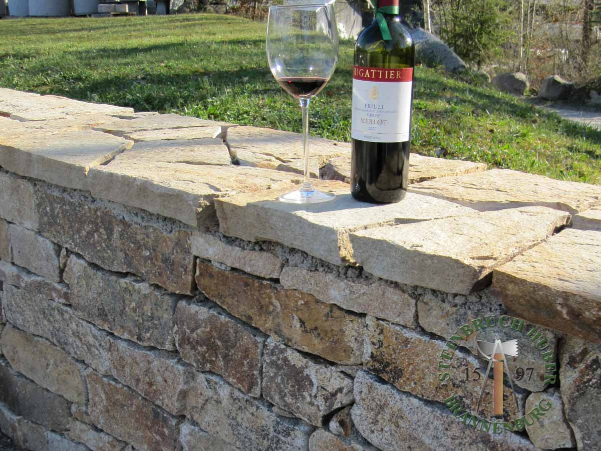 Abdeckungen - Gneis Abdeckplatten Amalfi 4-6 - Abd-13500-01_01 - Steinbruch Huber