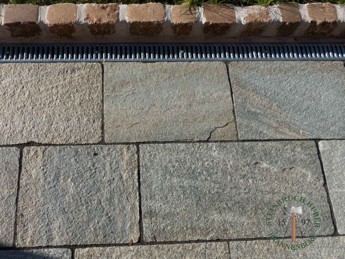 Bodenplatten - Gneis Bodenplatten San Marino 50 - Bpl-13301-09_08 - Steinbruch Huber