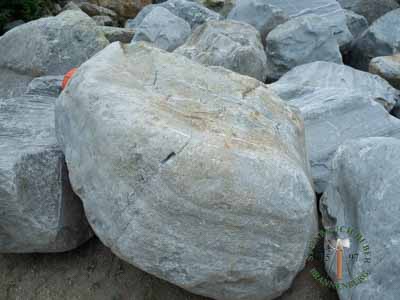 Findlinge - Gneis Findlinge 40-160 - Fin-13302-02_02T - Steinbruch Huber