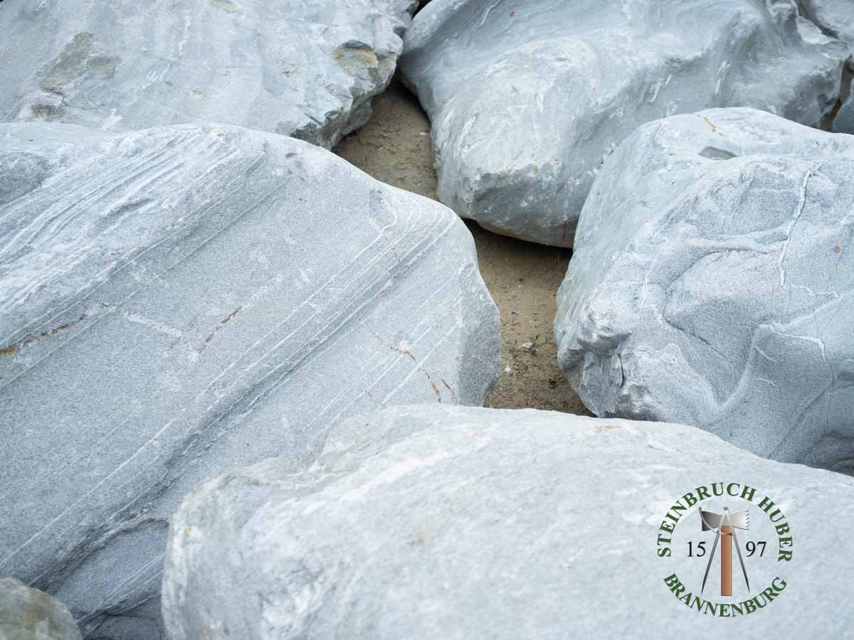 Findlinge - Gneis Findlinge 40-160 - Fin-13302-02_03 - Steinbruch Huber