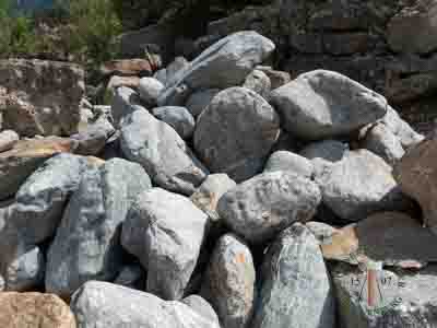 Findlinge - Gneis Findlinge 40-160 - Fin-13302-02_04T - Steinbruch Huber