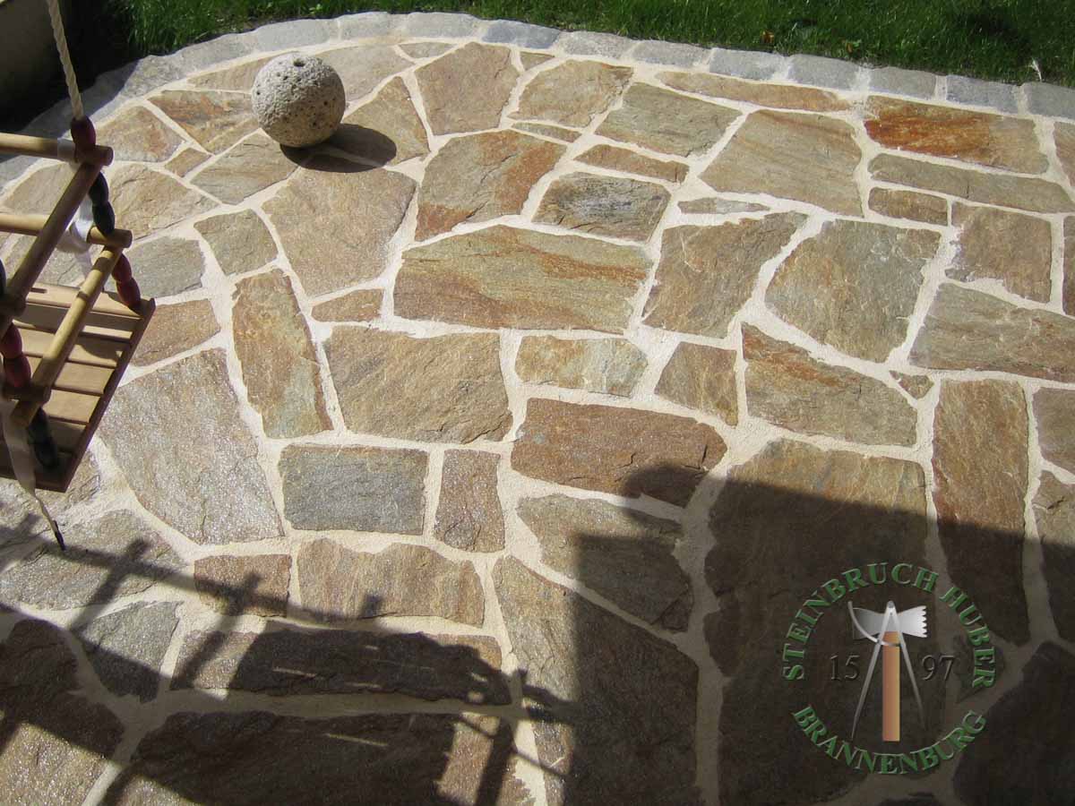 Bodenplatten - Gneis Polygonalplatten Amalfi 2-4 - Bpl-13500-01_01 - Steinbruch Huber