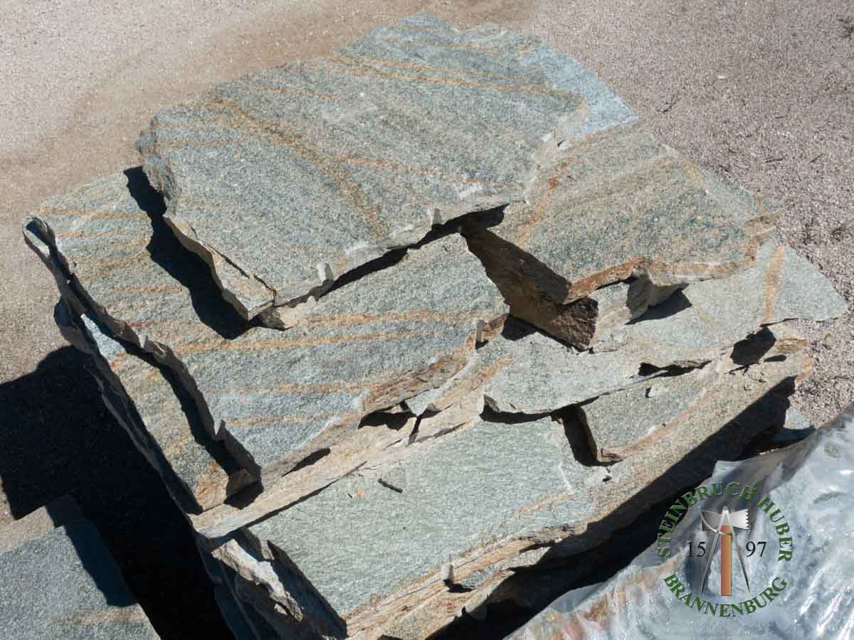 Bodenplatten - Gneis Polygonalplatten San Marino 4-7 - Bpl-13301-11_01 - Steinbruch Huber