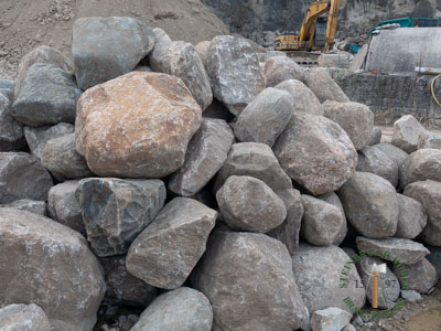 Findlinge - Granit Findlinge 50-80 - Fin-11003-02_03T - Steinbruch Huber