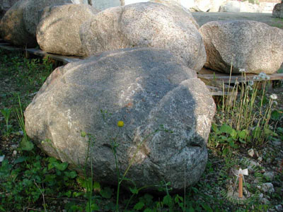 Findlinge - Granit Findlinge 80-110 - Fin-11003-03_01T - Steinbruch Huber