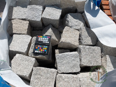 Pflastersteine - Granit Großsteinpflaster 15-17 grau gelb - Pfl-11035-02_01T - Steinbruch Huber