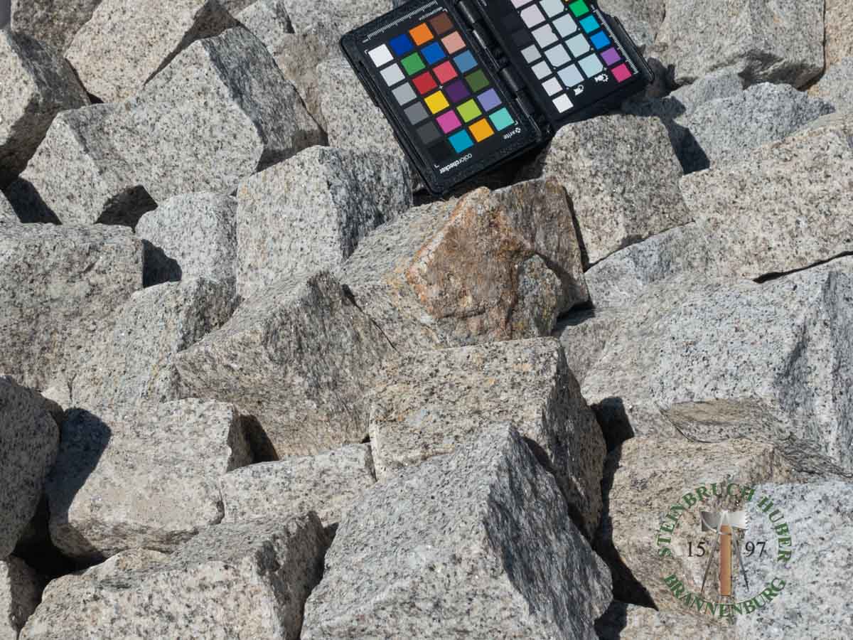 Pflastersteine - Granit Kleinsteinpflaster 8-10 grau gelb - Pfl-11035-01_02 - Steinbruch Huber