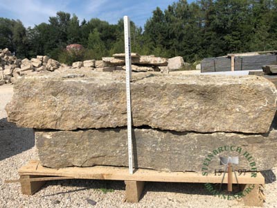 Blockstufen - Muschelkalk Blockstufe natur 80-120 - Bst-14801-01_02T - Steinbruch Huber