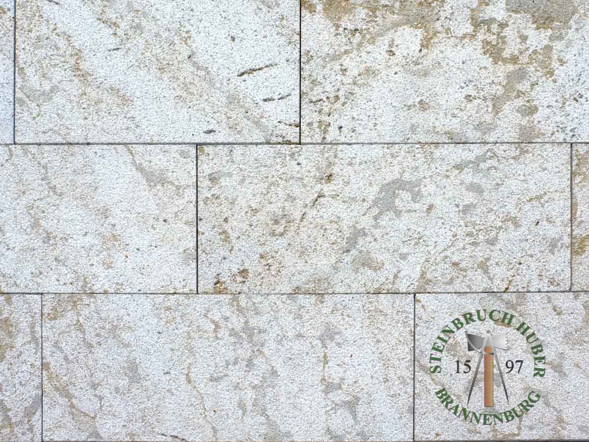 Bodenplatten - Muschelkalk Bodenplatten Bahnen gestockt - Bpl-14801-08_01 - Steinbruch Huber