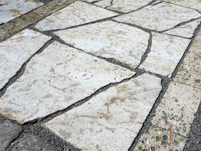 Bodenplatten - Muschelkalk Polygonalplatten gestockt 4 - Bpl-14801-04_02T - Steinbruch Huber