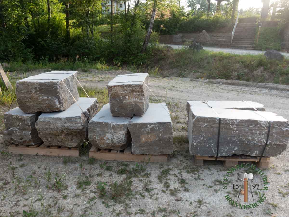 Sitzblöcke - Muschelkalk Sitzblock gesägt gespalten 50 - Sbl-14801-02_02 - Steinbruch Huber