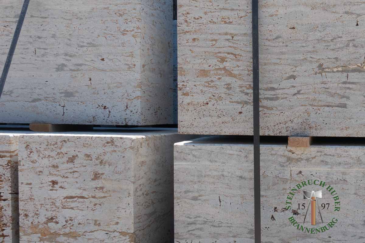 Sitzblöcke - Muschelkalk Sitzblock gesägt 45 - Sbl-14801-05_04 - Steinbruch Huber