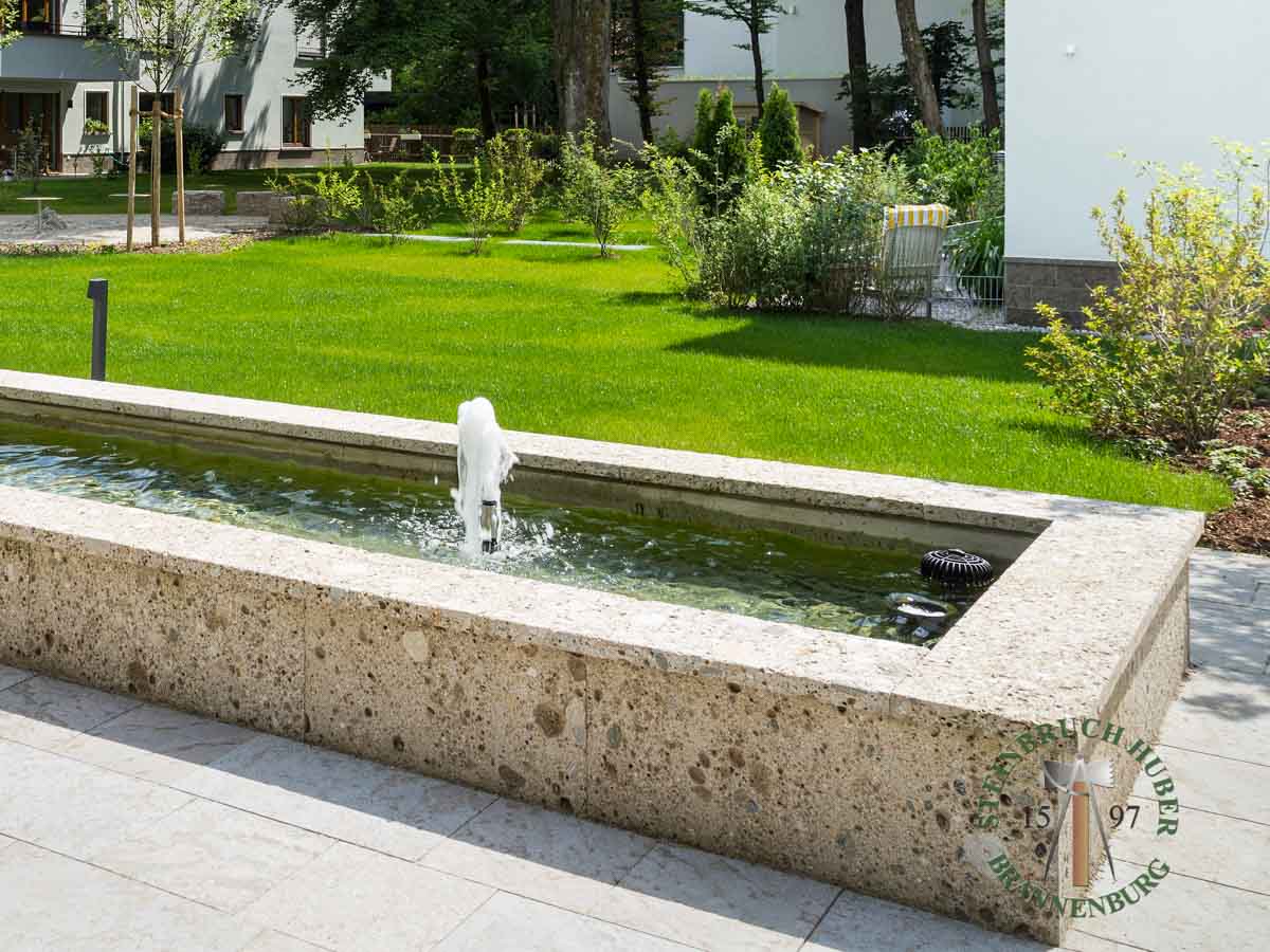 Abdeckungen - Nagelfluh Abdeckplatte flach gestockt - Abd-10000-01_01 - Steinbruch Huber