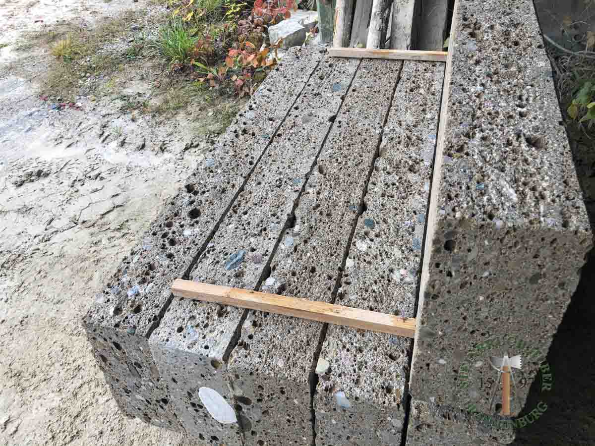 Blockstufen - Nagelfluh Blockstufe GaLa gestockt 100 - Bst-10000-03_04 - Steinbruch Huber