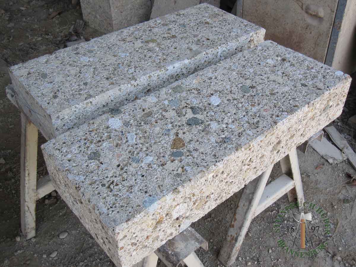 Blockstufen - Nagelfluh Blockstufe gestockt 60-180 - Bst-10000-02_03 - Steinbruch Huber