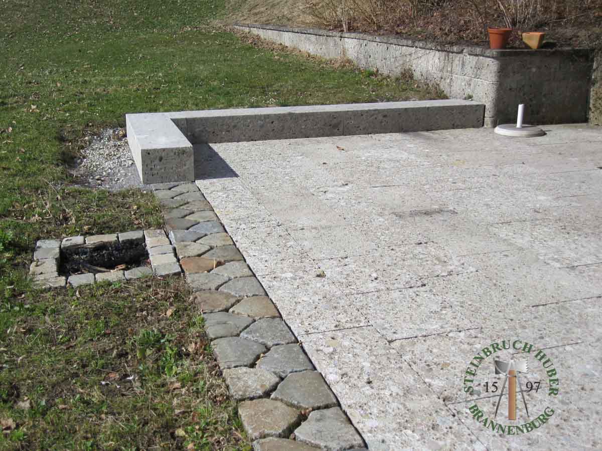 Bodenplatten - Nagelfluh Bodenplatten gestockt - Bpl-10000-55_01 - Steinbruch Huber