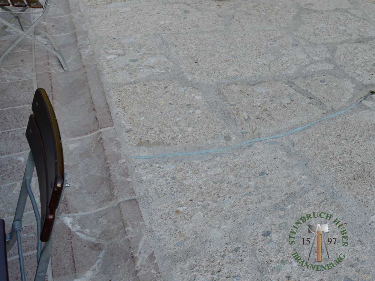 Bodenplatten - Nagelfluh Krustenplatten gestockt - Bpl-10000-99_02 - Steinbruch Huber