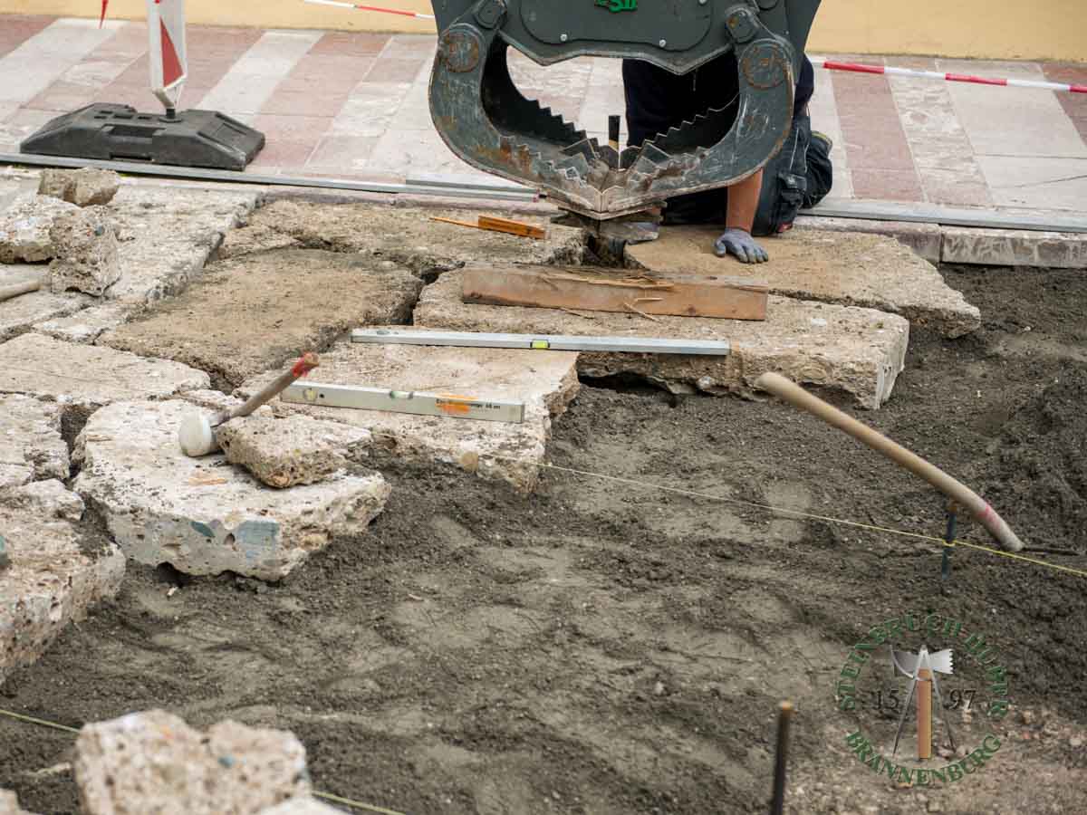 Bodenplatten - Nagelfluh Krustenplatten gestockt - Bpl-10000-99_07 - Steinbruch Huber