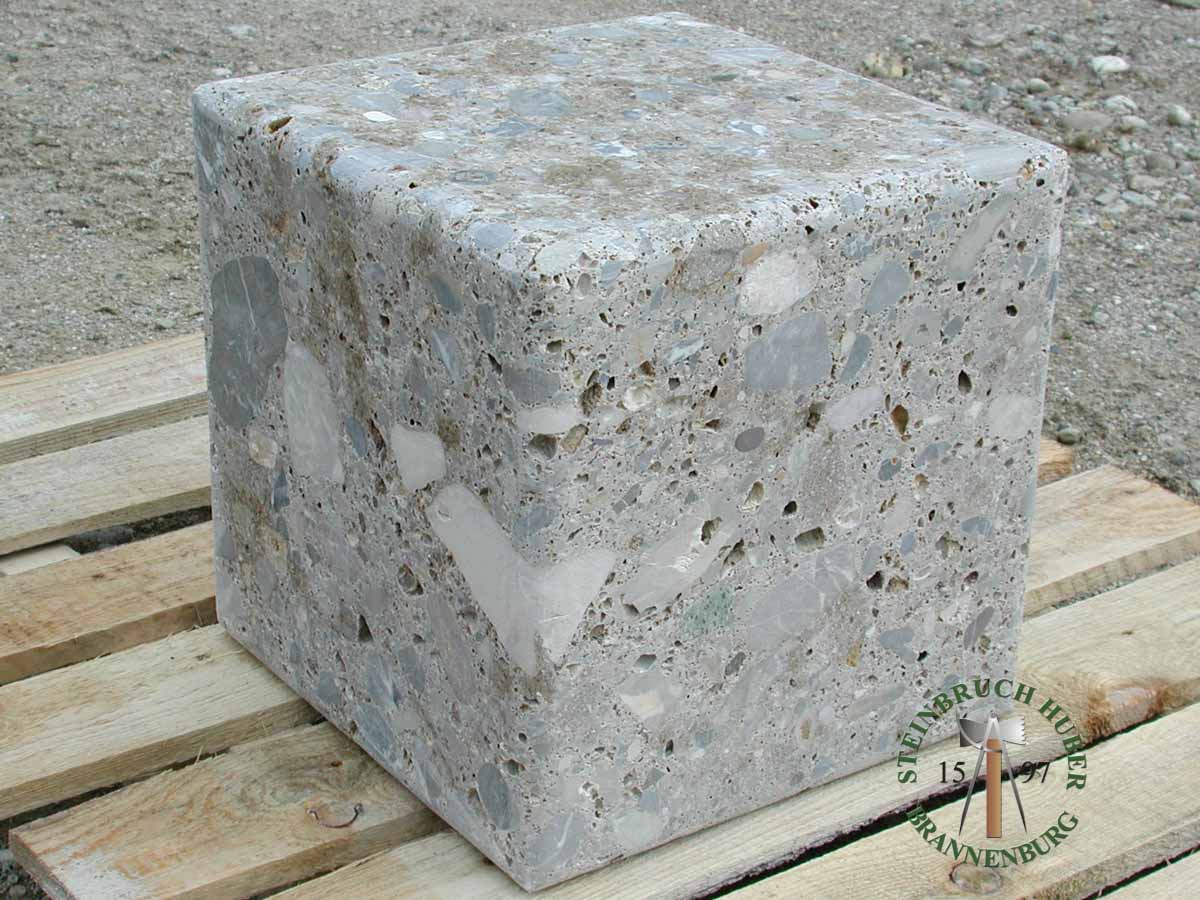 Steinobjekte - Nagelfluh Quader geschliffen 35 - Sob-10000-07_04 - Steinbruch Huber