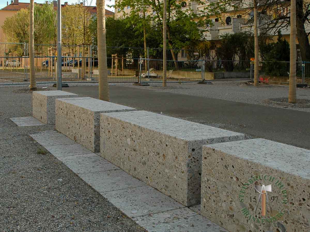 Sitzblöcke - Nagelfluh Sitzblock geschliffen 50 - Sbl-10000-02_02 - Steinbruch Huber