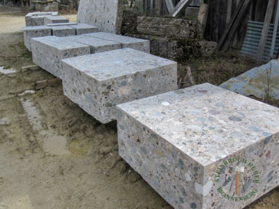 Sitzblöcke - Nagelfluh Sitzblock geschliffen 50 - Sbl-10000-02_06T - Steinbruch Huber