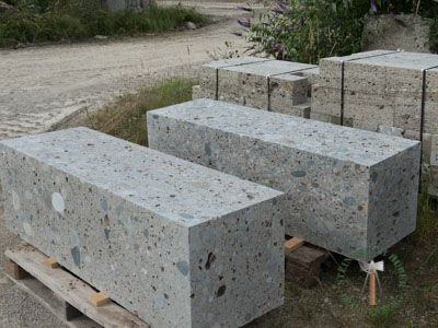 Sitzblöcke - Nagelfluh Sitzblock geschliffen 50 - Sbl-10000-02_07T - Steinbruch Huber