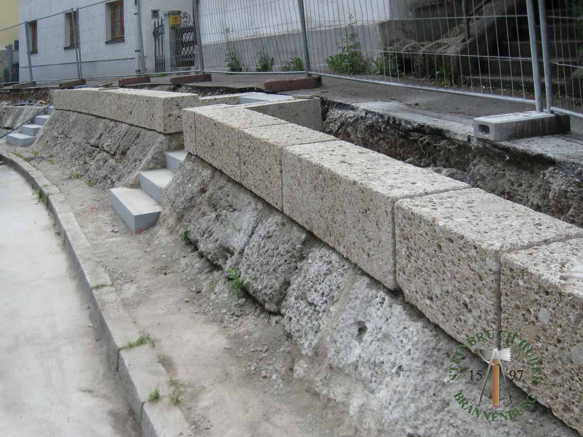 Sitzblöcke - Nagelfluh Sitzblock gestockt 50 - Sbl-10000-03_08 - Steinbruch Huber