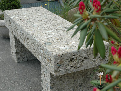 Steinbänke - Nagelfluh Steinbank Tegernsee - Sbk-10000-01_01T - Steinbruch Huber