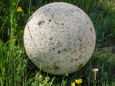 Steinobjekte - Nagelfluh Steinkugel 40 - Sob-10000-04_01T - Steinbruch Huber