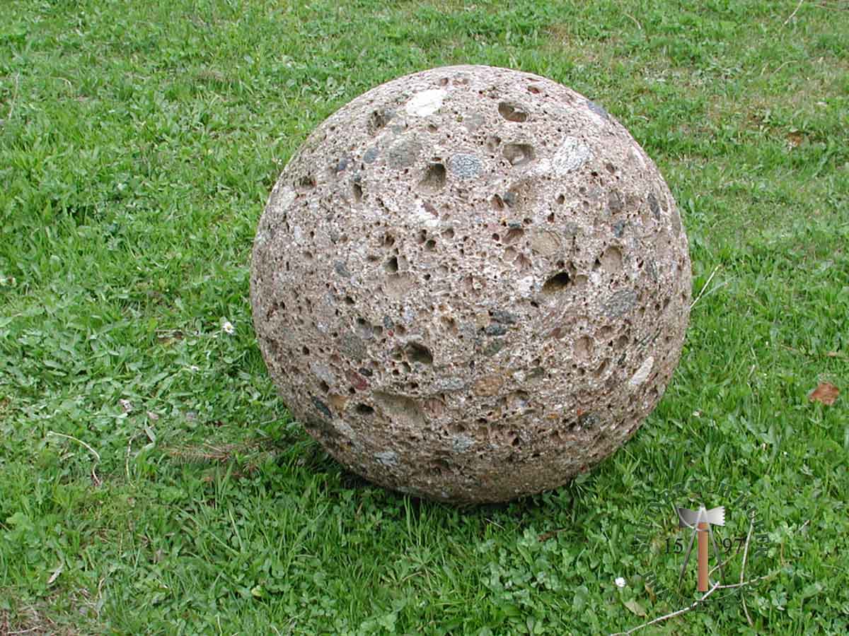 Steinobjekte - Nagelfluh Steinkugel 50 - Sob-10000-05_01 - Steinbruch Huber