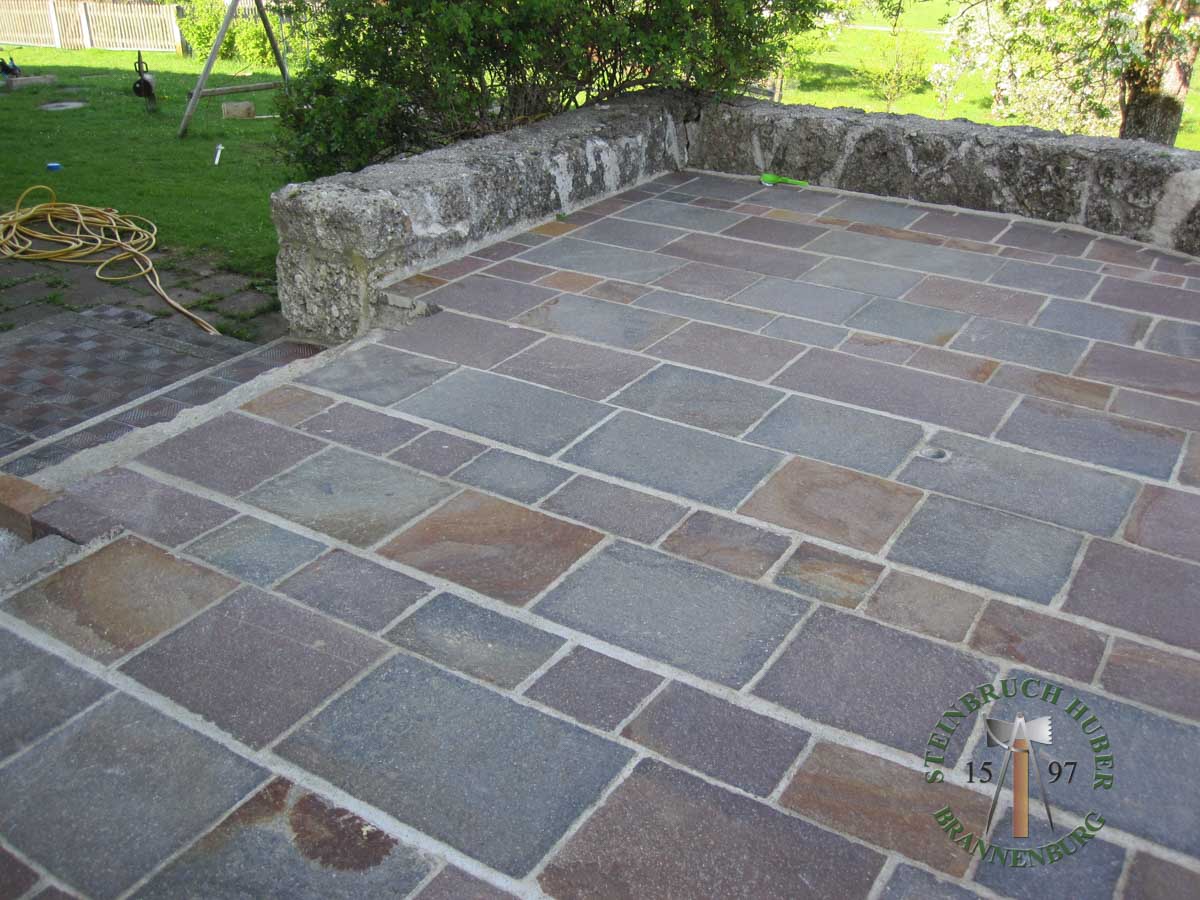 Bodenplatten - Porphyr Bodenplatten Trentino 10 - Bpl-15001-01_01 - Steinbruch Huber